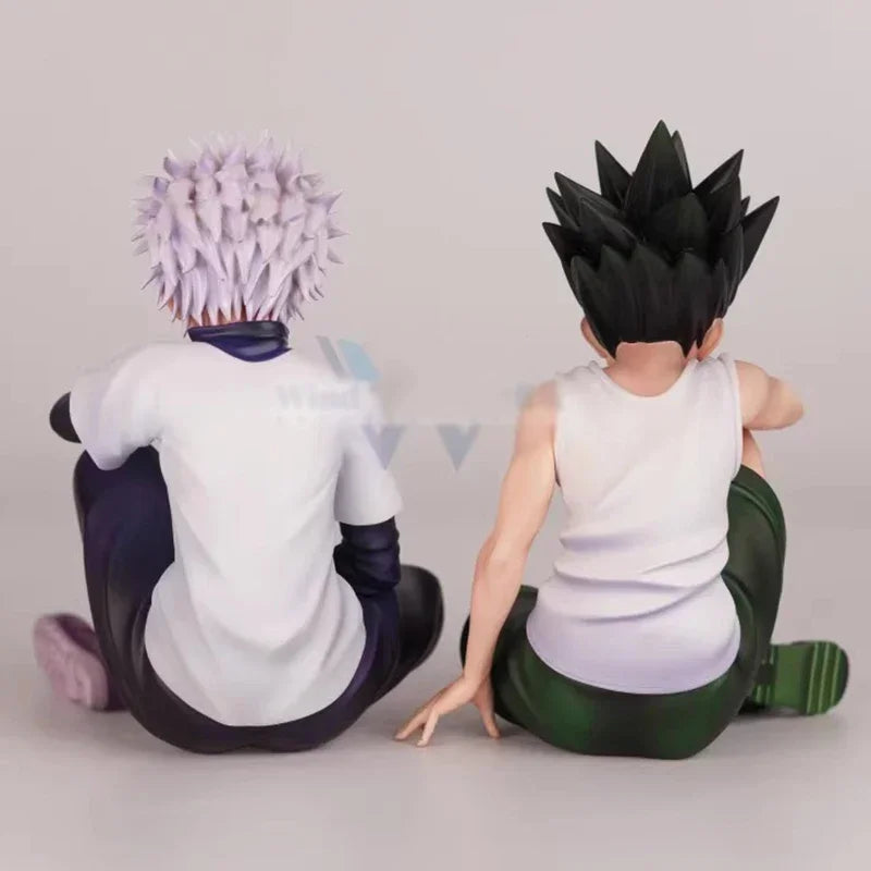 Hunter Duo Sitting Pose Figures