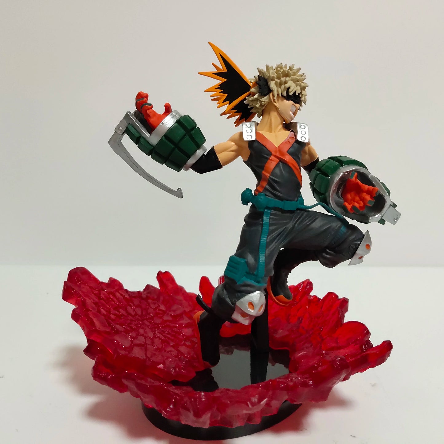 Izuku & Bakugou Light Figure